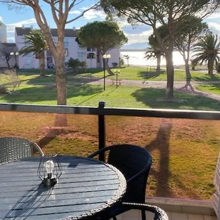 A Le Barcares, 4 Couchages, Terrasse, Parking, Piscine Et Activites Sportives - Fr-1-195-23