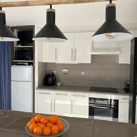 A Le Barcares, 4 Couchages, Terrasse, Parking, Piscine Et Activites Sportives - Fr-1-195-23